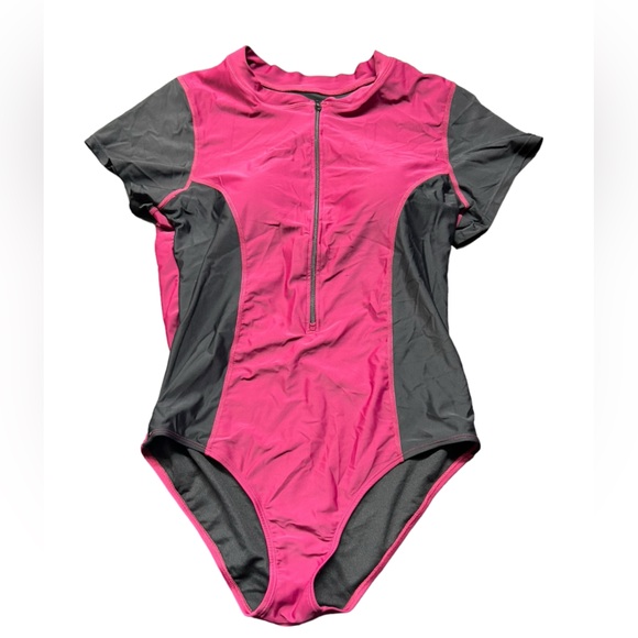 YONIQUE short sleeve one piece 1/2 zip surf suit front rashguard XL swimsuit NWT - Picture 2 of 5